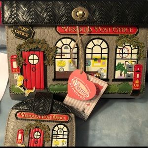 Vendula Crossbody Handbag and Coin wallet